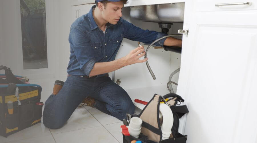 Expert burst pipe repair services in Prairie View, TX